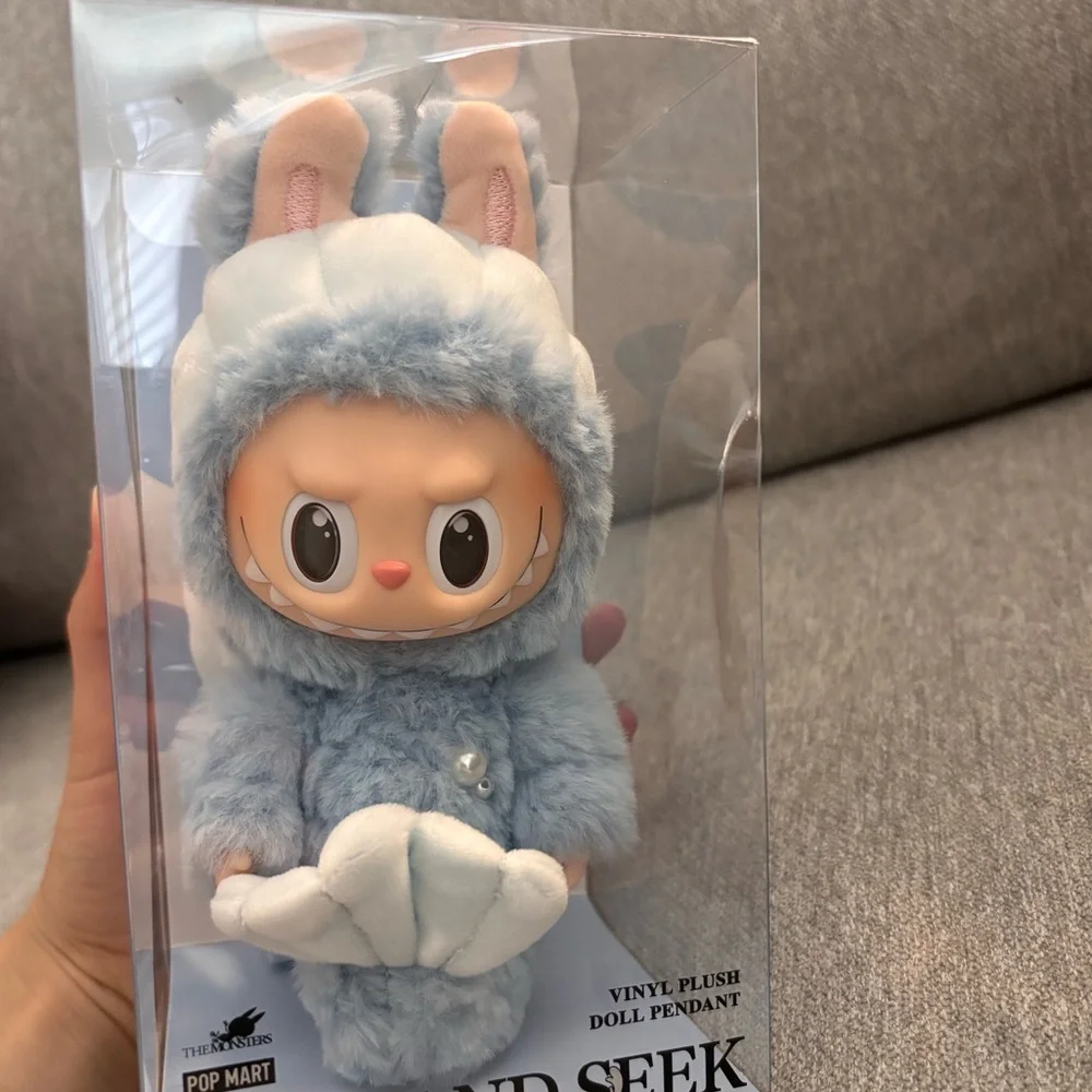 Authentic POP Mart Labubu Singapore edition hide and seek - Picture 5 of 6